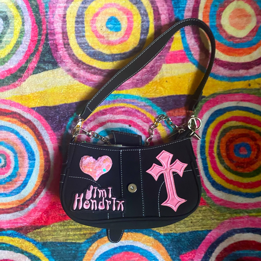 Cute bag I thrifted it gives y2k